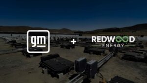 GM logo og Redwood Energy logo på solcelleanlæg