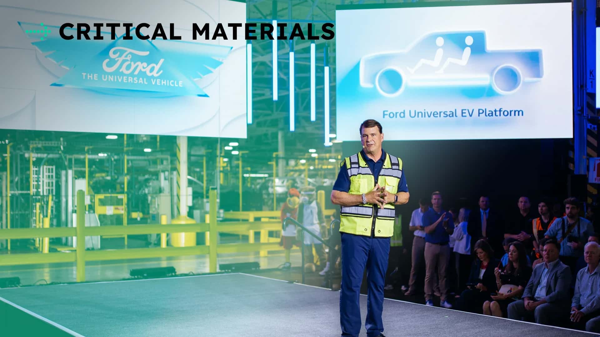 Foredragsholder præsenterer Ford Universal EV Platform på messe