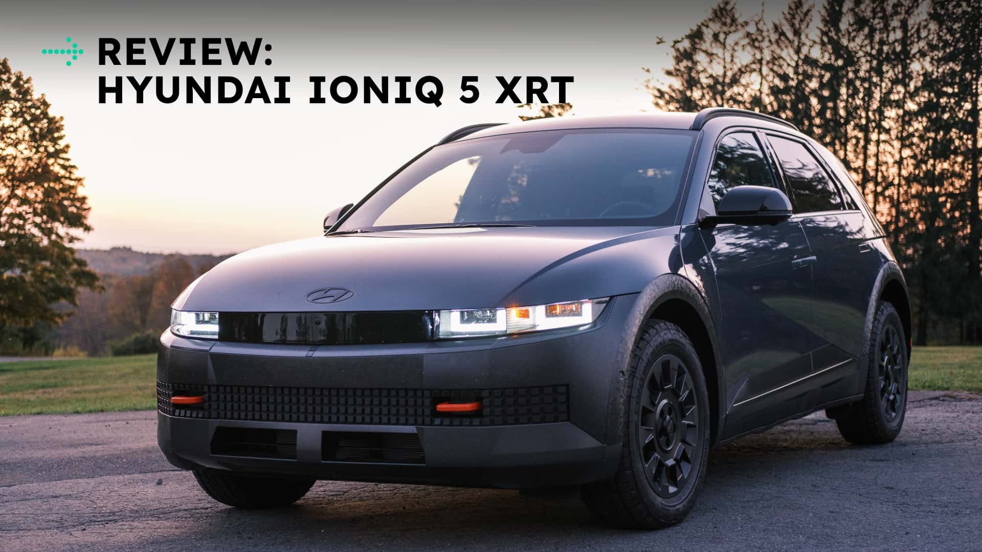 Hyundai Ioniq 5 XRT elbil foran solnedgang