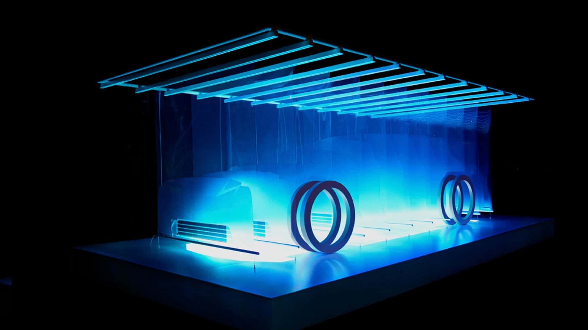 Futuristisk konceptdesign af elektrisk bil i blå nuancer