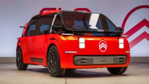 Rød konceptbil fra Citroën præsenteret på messe