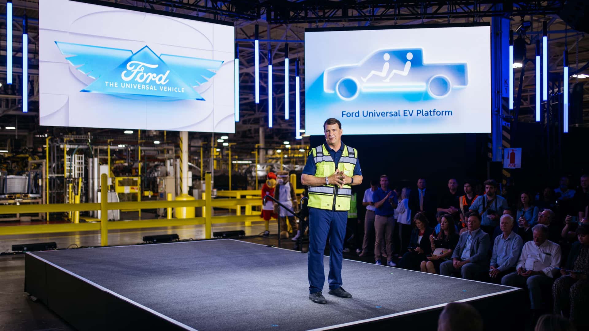 Præsentation af Ford Universal EV Platform til billemesse