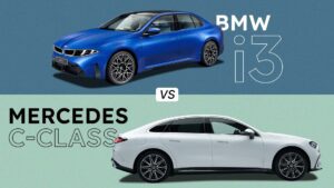 Sammenligning af blå BMW i3 og hvid Mercedes C-Class sedan