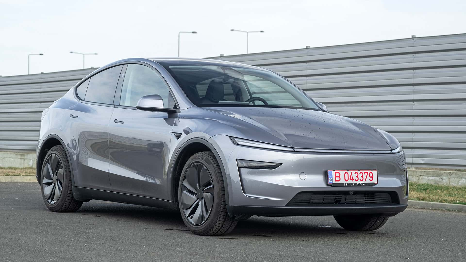 Tesla kompakt elektrisk SUV på vej
