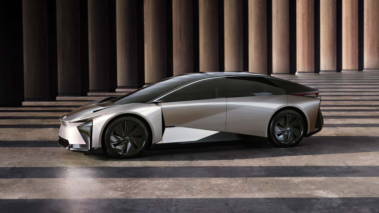 Lexus elektrisk konceptbil sideprofil udsigt