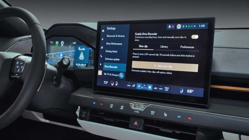 Lexus infotainment skærm med menu og indstillinger
