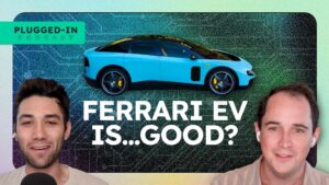 Ferrari elektrisk bil i lyseblå på podcastgrafik