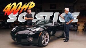 Pontiac Solstice i udstillingslokale