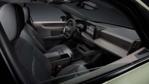 Audi elbil interiør med digital skærm