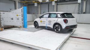 GAC Aion under Euro NCAP crashtest i laboratorium